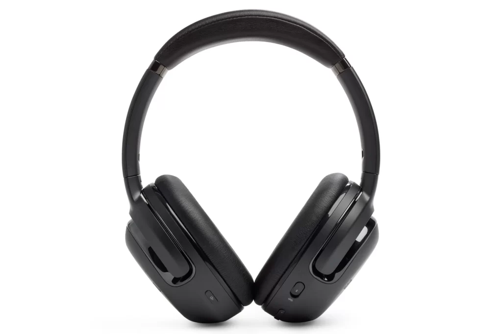 JBL debuts true wireless earbuds with a touchscreen ‘smart’ case