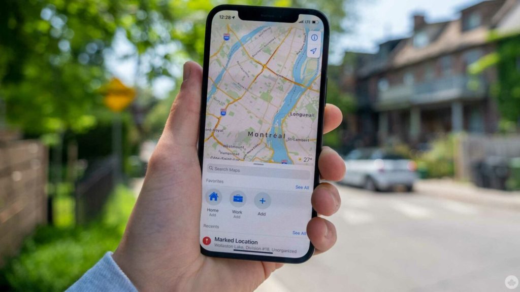 Apple Maps now offers parking information in Canada