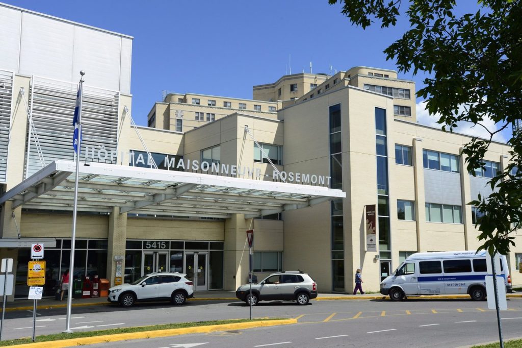 Officials promise changes at Montreal hospital after ER nurse protest