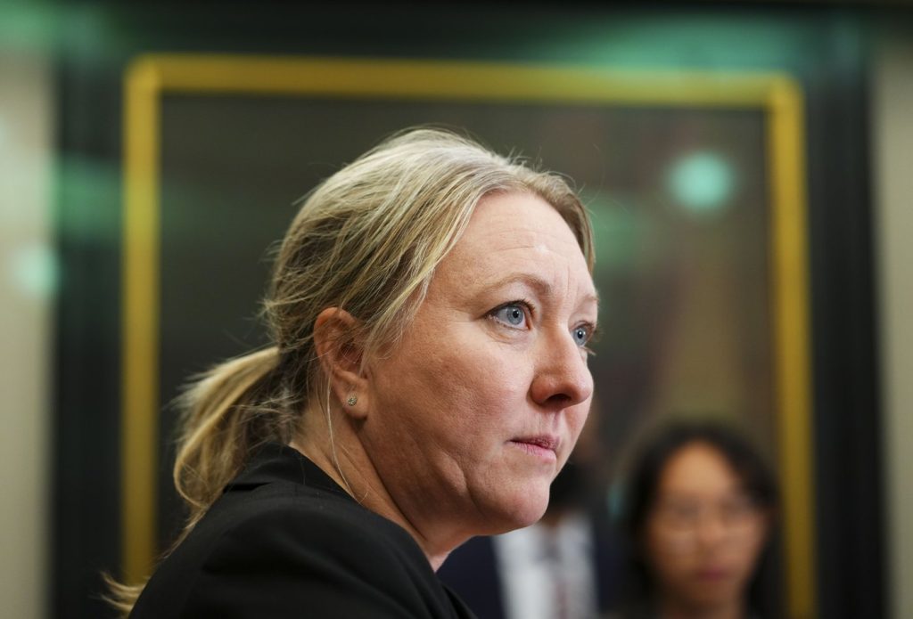 Penalties for public servants who won’t go back to office to be handled individually