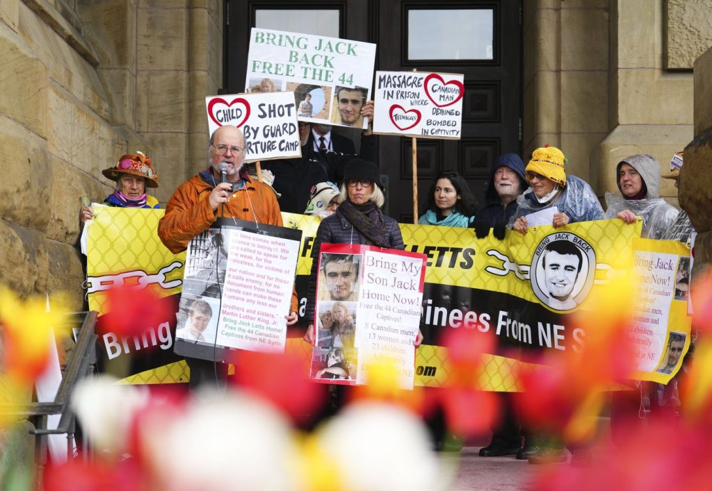 ‘No reason’ Canadians detained in Syria should still be there: Lawyer