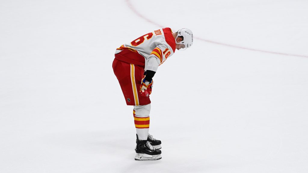 Calgary Flames D Nikita Zadorov sounds off on ‘pathetic’ start vs. Nashville Predators