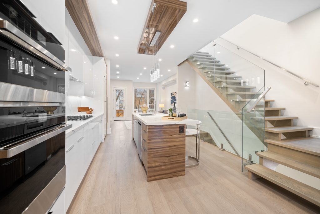 Rental of the Week: ,800 for a North York detached with four bedrooms, five bathrooms and one big backyard