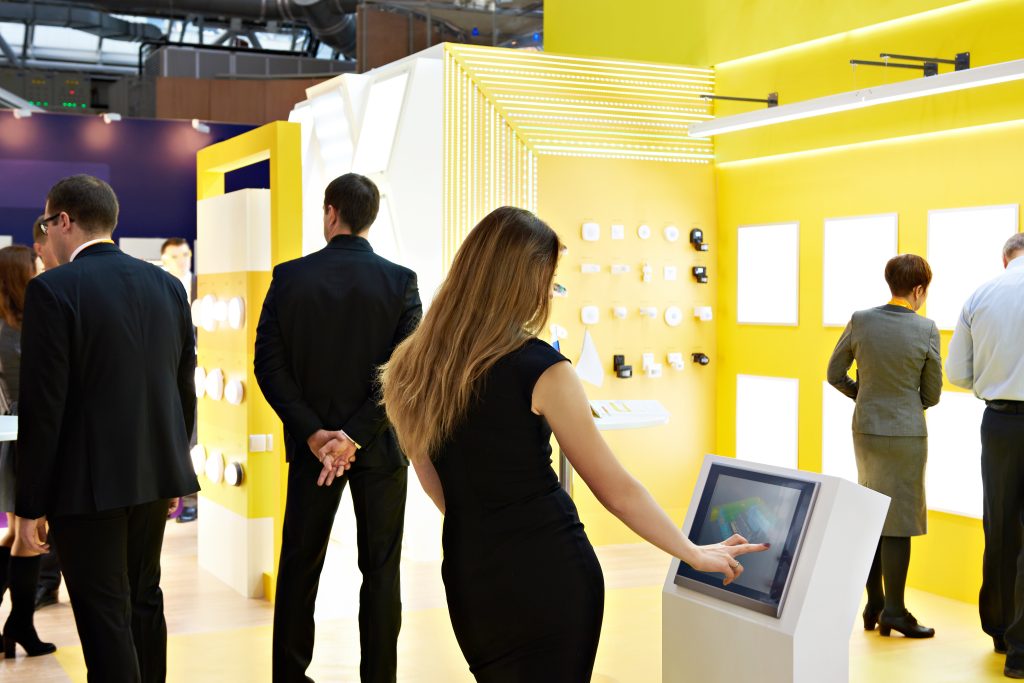 4 Strategies To Ensure Your Trade Show Booth Gets Noticed