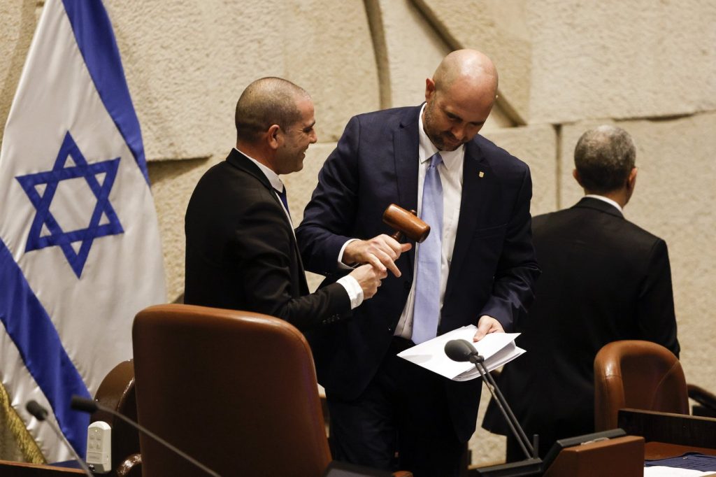 Three senators face criticism over trip to Israel, meeting with right-wing politician