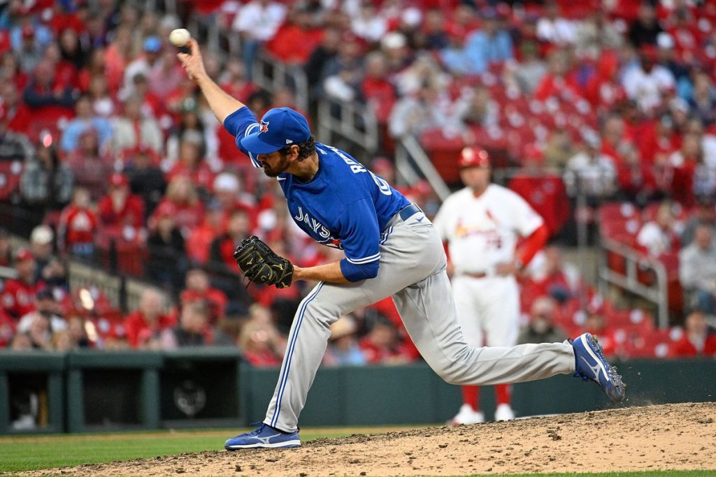 After wild opener, Cardinals, Blue Jays out to restore order