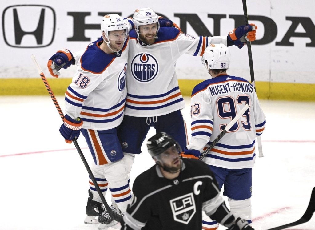 Oilers trip Kings 5-4, advance in NHL playoffs