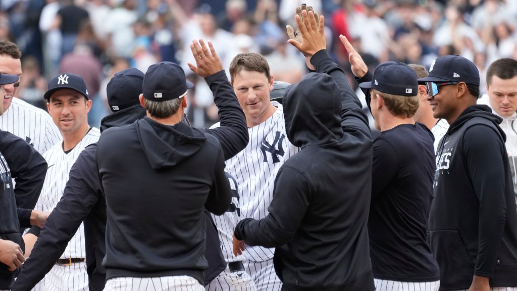 Cole, Manoah pitch gems as Yankees walk-off Jays in ninth