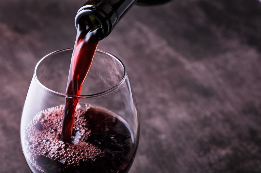 Study reveals that wine consumption has an inverse relationship to cardiovascular mortality