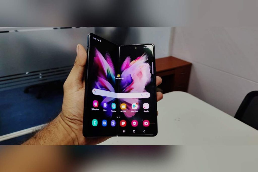 Samsung may bring dust resistance feature to Galaxy Z Fold 5, Z Flip 5