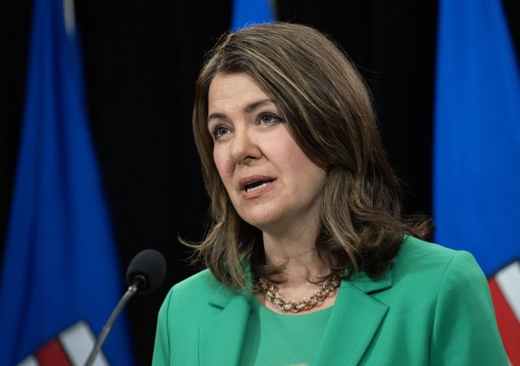 Danielle Smith looking forward to working with Ottawa on climate change