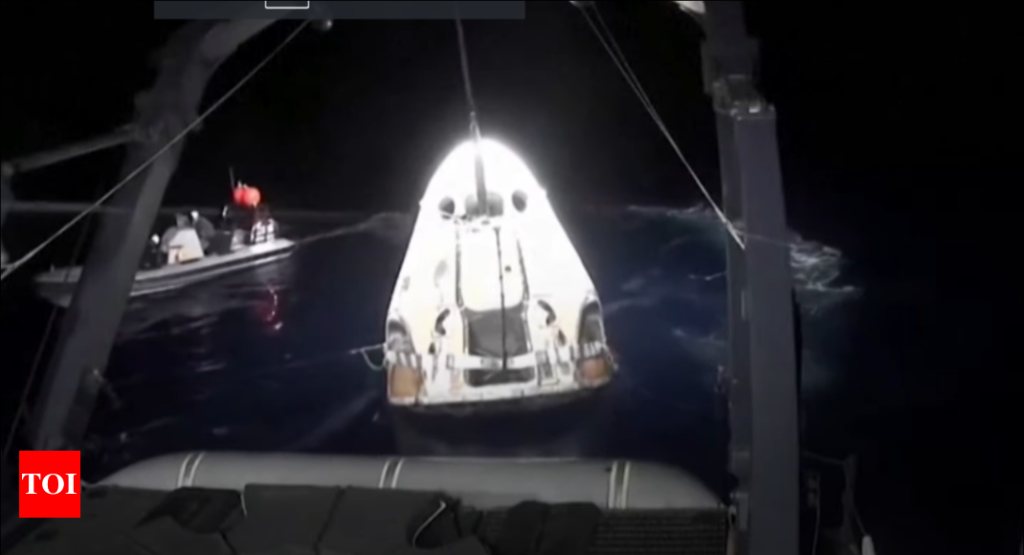 Private astronaut crew, including first Arab woman in orbit, returns from space station – Indiatimes.com