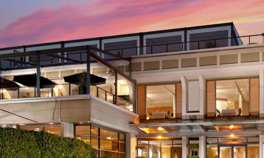 Man barred from exclusive Vancouver club over COVID-19 vaccine rules sues – Oak Bay News