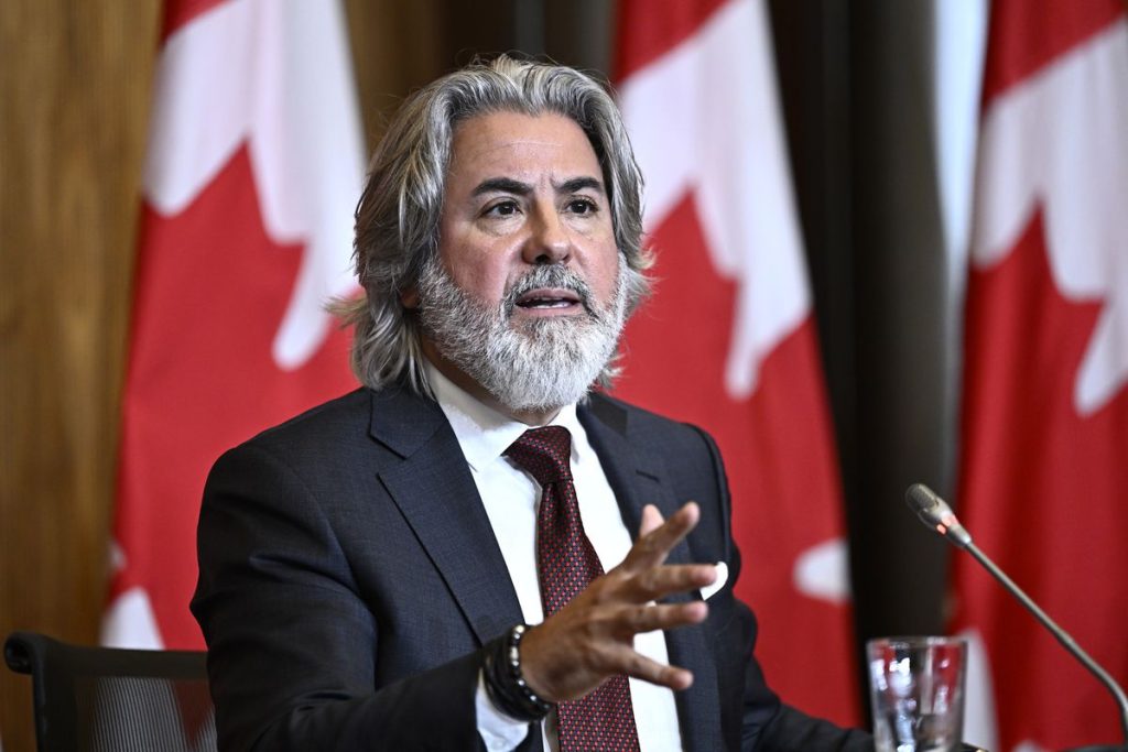 Ottawa freezes advertising on Facebook, Instagram over Bill C-18 standoff