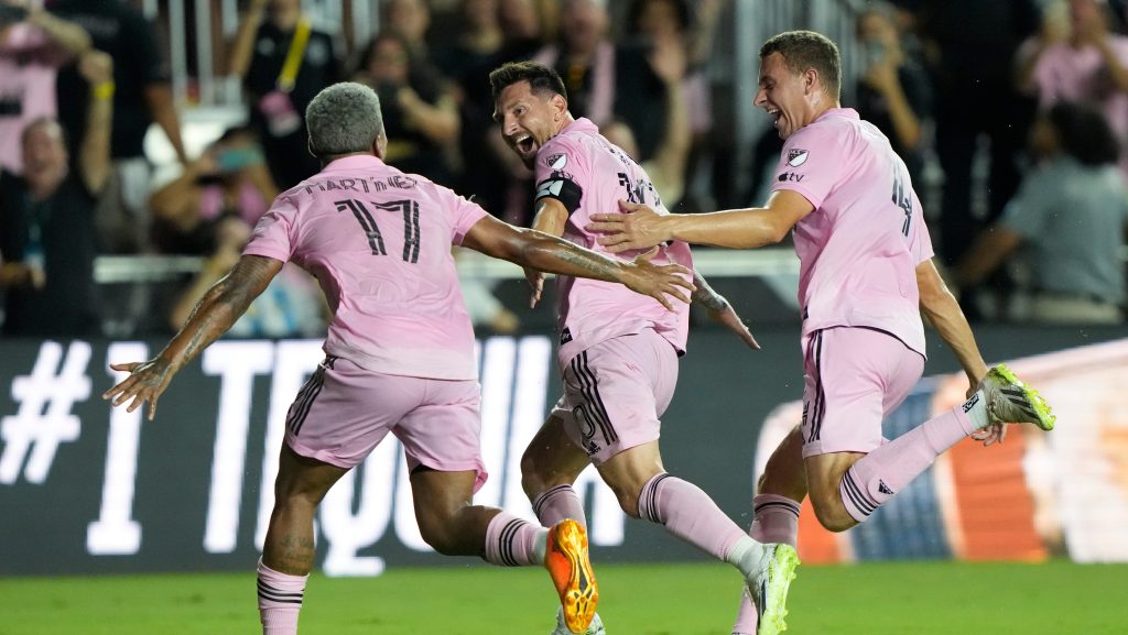 Magical Messi scores stoppage time winner in MLS debut for Inter Miami