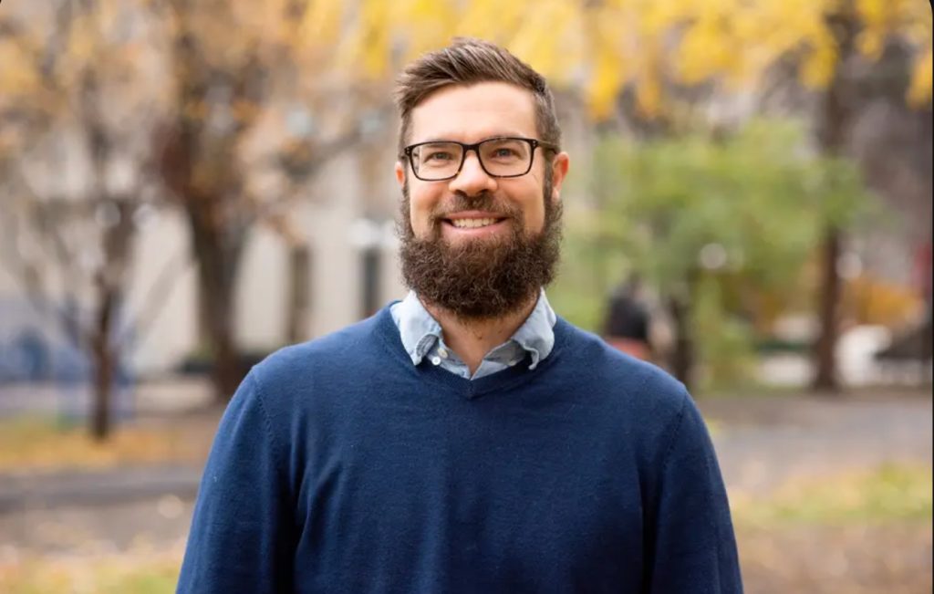 Nicolas Cowan selected for prestigious Arthur B. McDonald Fellowship