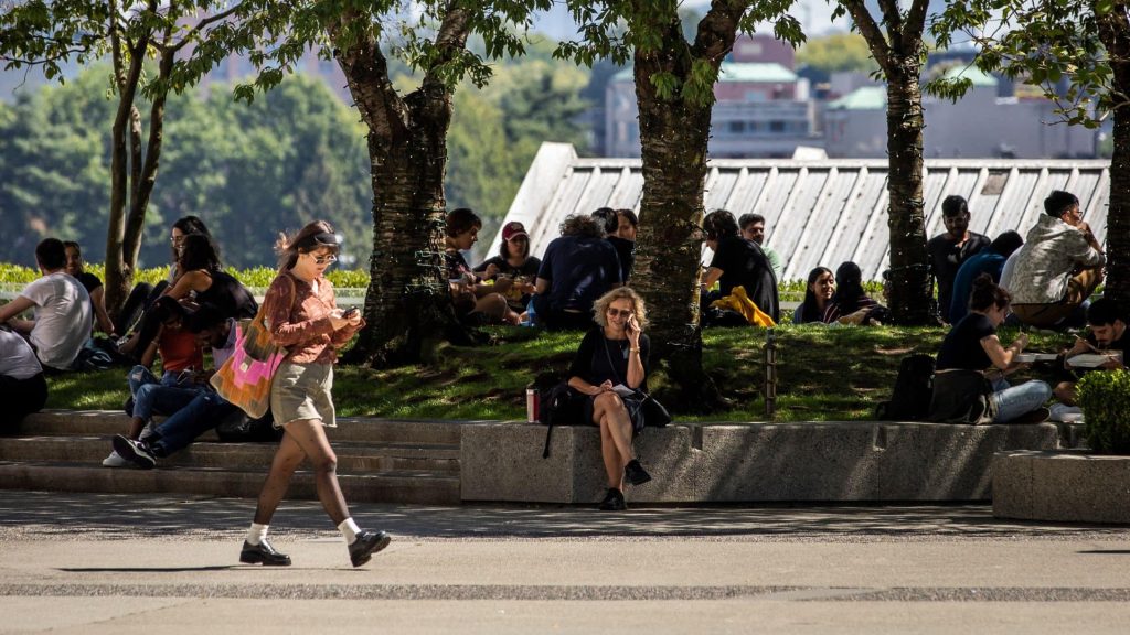 Growing concerns for back-to-school as data shows rising COVID-19 cases in B.C. – CBC.ca