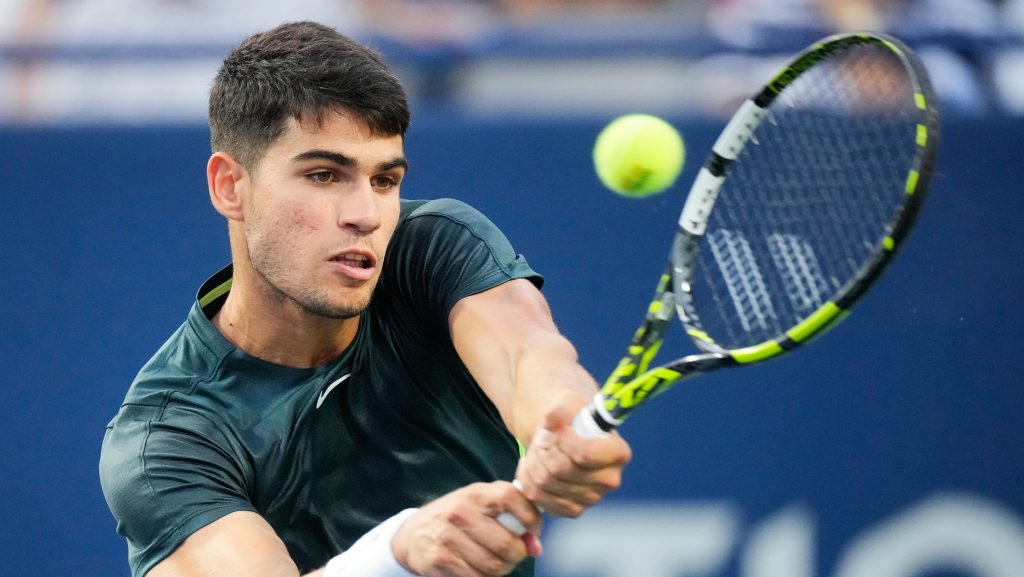 Carlos Alcaraz and Novak Djokovic to meet Sunday in a rematch of the Wimbledon final – TSN