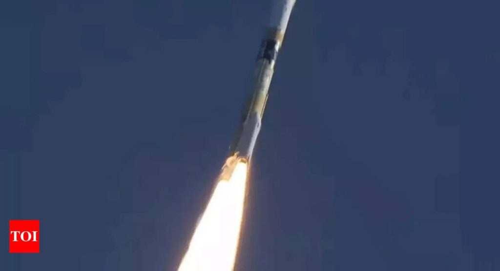 Japan launches moon lander mission, Isro says congrats – Times of India