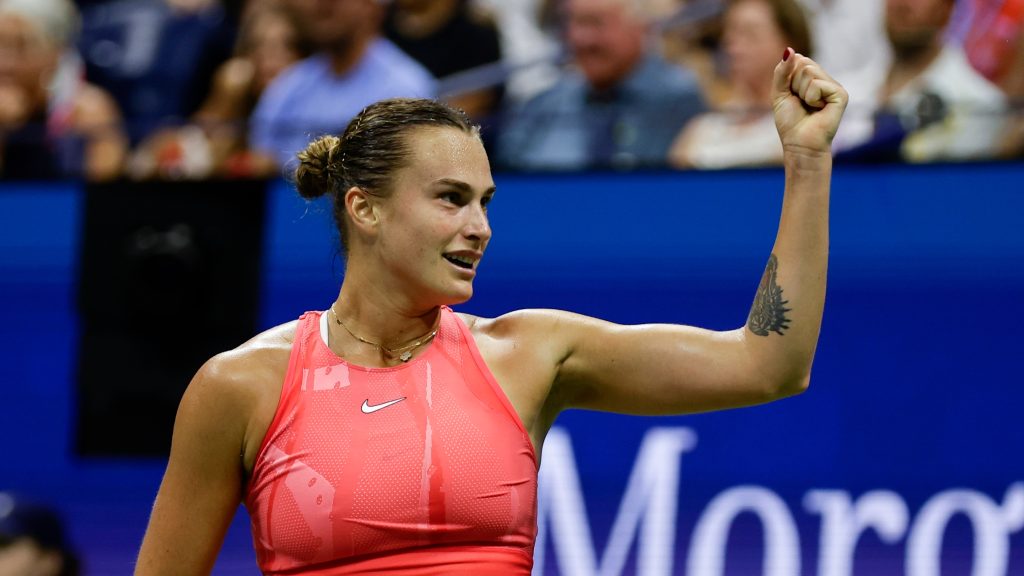 Aryna Sabalenka moves on, Zheng Qinwen upsets Ons Jabeur – TSN