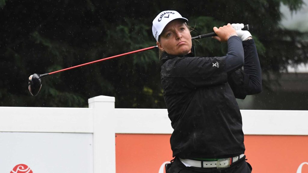 Delacour makes easy work of tough conditions in Portland to take early lead