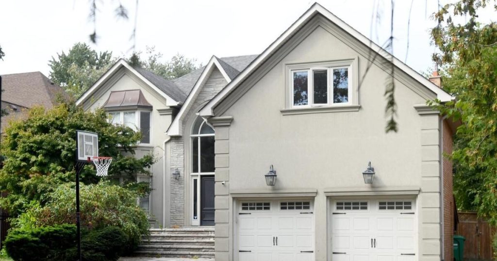 Man behind investment scheme wanted by police fraud unit