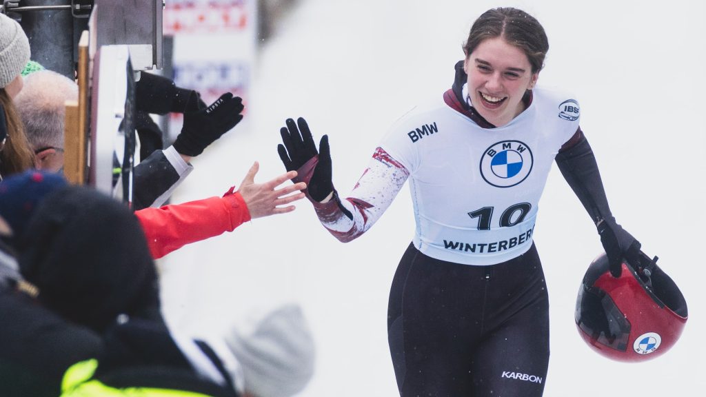 Canadian teen Hallie Clarke makes history as youngest world champion in women's skeleton racing – CBC Sports