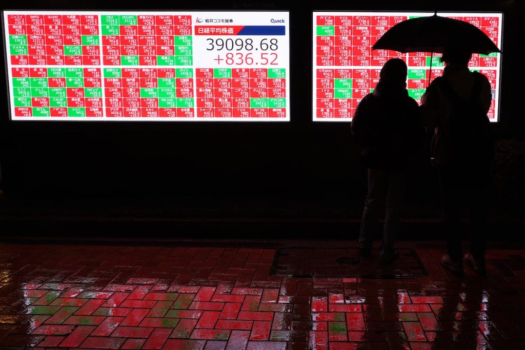 Japan's Nikkei stock index breaks its 1989 record and surges to an all-time high – The Globe and Mail