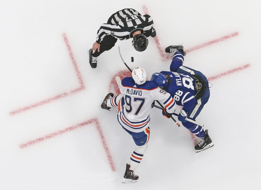 Toronto Maple Leafs defeat Edmonton Oilers 6-3