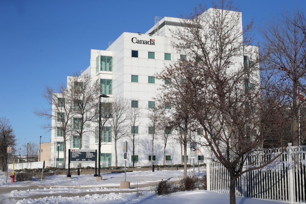 MPs vote to examine security breach at Winnipeg infectious disease lab