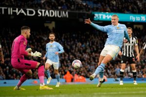 Arsenal stands as the last major test for Manchester City, leaving a shot at victory for Liverpool – The Globe and Mail