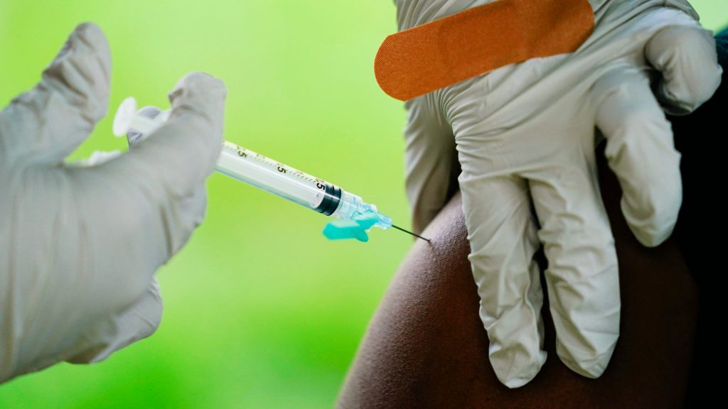 COVID vaccines don't cause cancer. But false claims persist in sea of misinformation – CHEK News