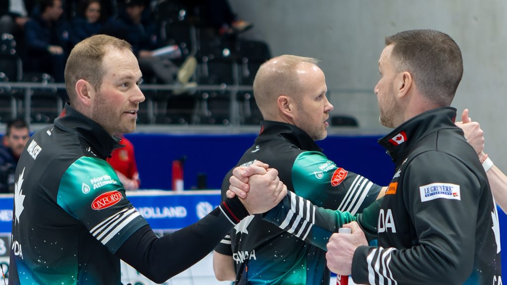 Canada's Gushue tops defending champ Mouat to improve to 3-0 at curling worlds – TSN