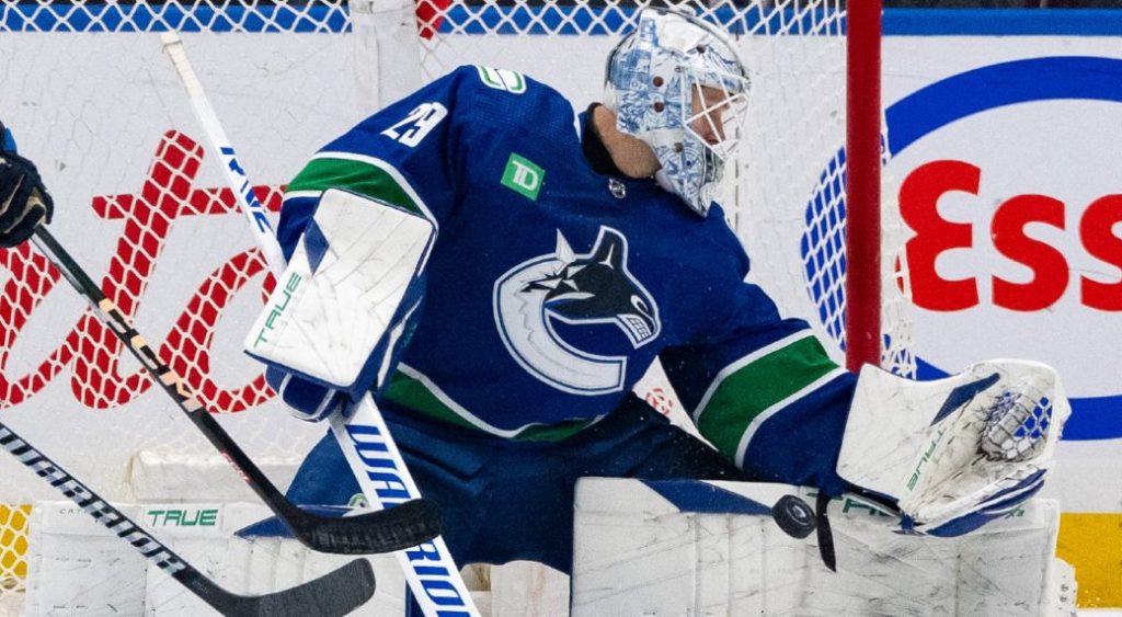 Canucks prepared to rely on DeSmith as Demko's health appears uncertain – Sportsnet.ca