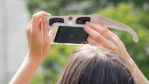 NASA: Don't point cellphones directly at sun while taking eclipse pics – Scripps News