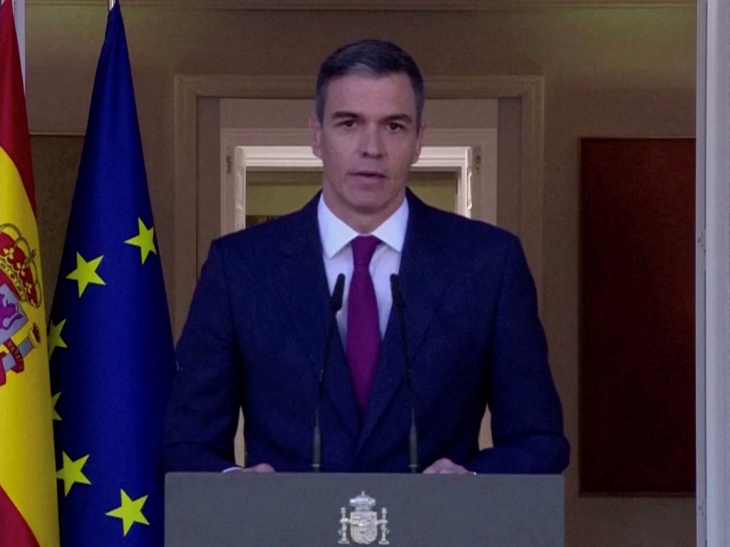 Spain’s Sanchez drama: After toying with resignation, PM draws criticism – Al Jazeera English
