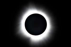 Morning Update: Total solar eclipse stuns skygazers with momentary plunge into darkness
