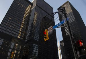Bond avoidance, reverse mortgages, U.S. bank ETFs and other investing concerns