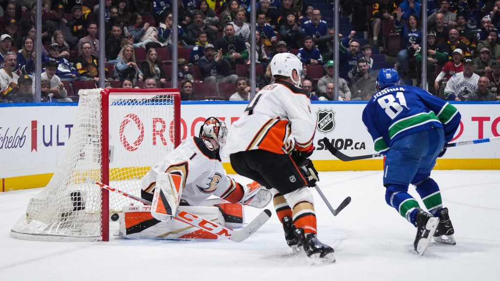 Cronin irked by Ducks defence on Canucks GWG: 'It's just foolishness' – TSN