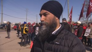 Why the Conservatives and NDP are headed for a clash over Canada's working-class votes – CBC.ca