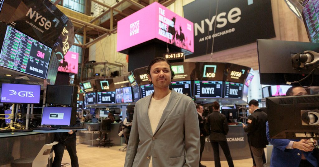 Want to Invest in SpaceX or Stripe? There's a Fund for That. – The New York Times