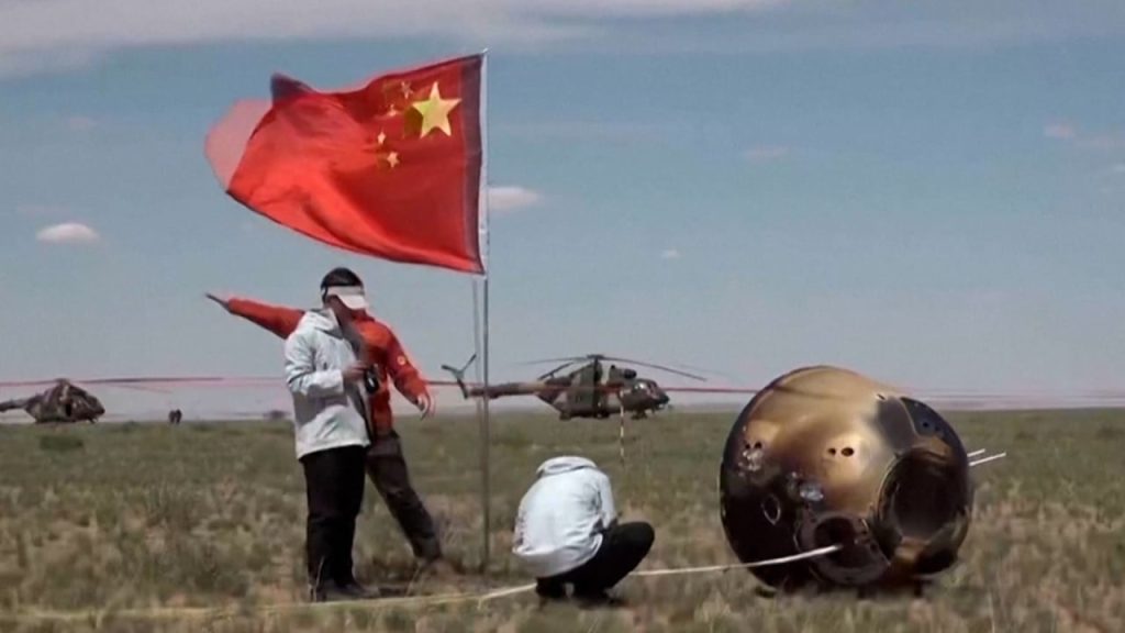 China’s lunar probe brought back 1.9kg of rock samples, space agency says