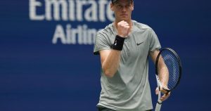 No. 1 seeds Sinner, Swiatek move into the third round at the US Open; Alcaraz, Osaka eliminated No. 1 seeds Sinner, Swiatek move into the third round at the US Open; Alcaraz, Osaka eliminated