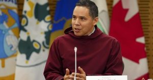 Dispute over unrecognized Inuit group halts major conference for Canadian North Dispute over unrecognized Inuit group halts major conference for Canadian North