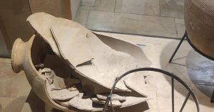 A 4-year-old broke a 3,500-year-old jar at an Israeli museum. Forgiven, he’s invited back A 4-year-old broke a 3,500-year-old jar at an Israeli museum. Forgiven, he’s invited back