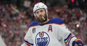 Oilers sign Leon Draisaitl to an 8-year extension worth 2 million