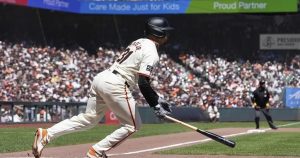 Third baseman Matt Chapman and Giants agree to 1 million, 6-year contract for 2025-30