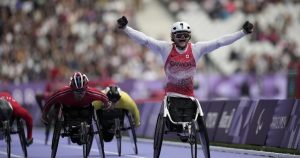Canadian wheelchair racer Austin Smeenk wins Paralympic gold medal