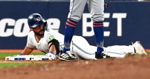 Four-run third inning powers Blue Jays to 6-2 victory over Mets
