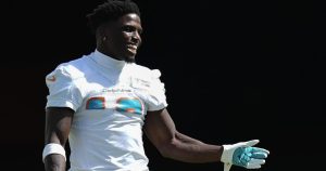 Tyreek Hill says he could have handled his traffic stop better but he still wants the officer fired